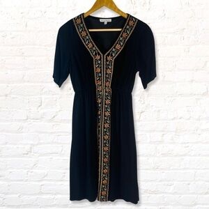 Stevie Hender Embroidered Crinkled A-Line Dress Size Small Black